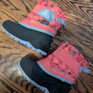 Toddler 9T boots